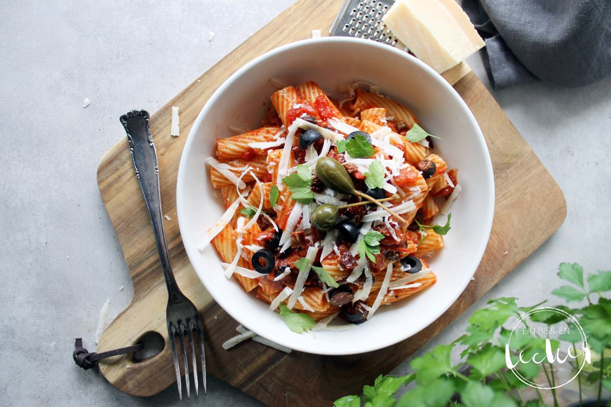 Pasta alla Puttanesca von einbissenlecker