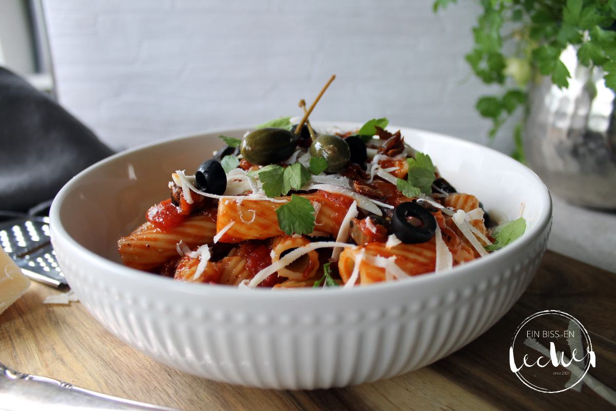 Pasta alla Puttanesca von einbissenlecker