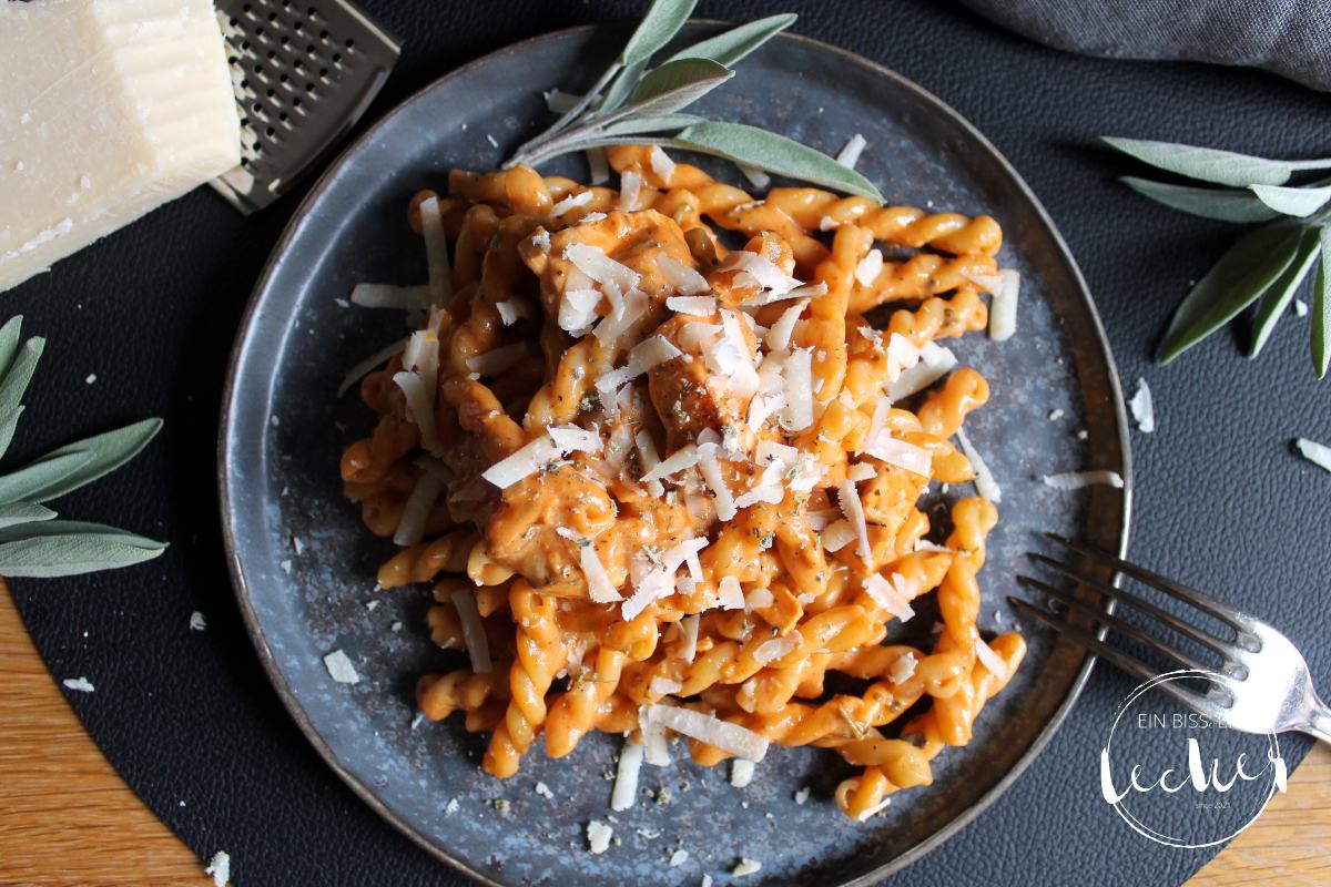 Pasta mit Lachs und Wermut von einbissenlecker