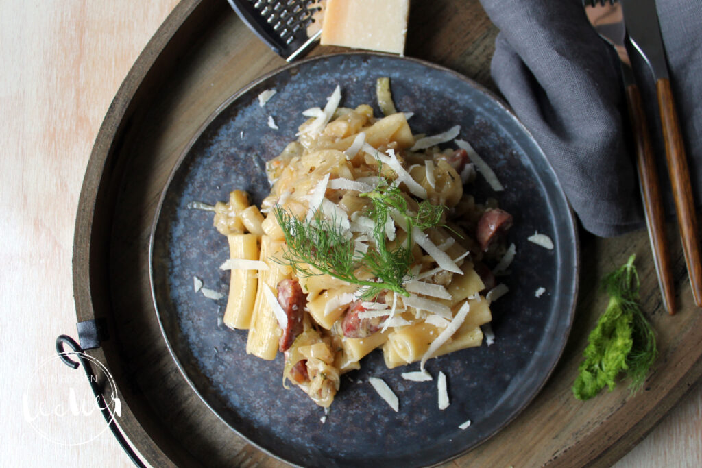 Pasta mit Fenchel und Salsiccia - einbissenlecker.de