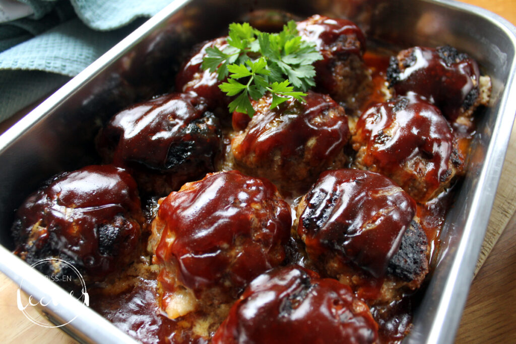 BBQ-Hackbällchen - ein Rezept von einbissenlecker.de