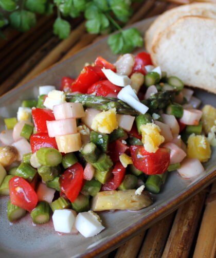 Bunter Spargelsalat von einbissenlecker