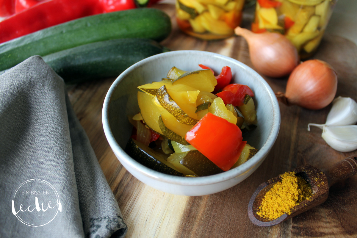 Eingelegte Zucchini - ein Rezept von einbissenlecker.de