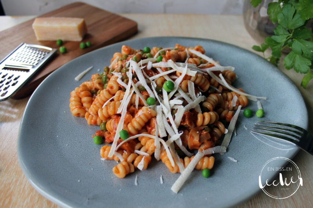 Erbsen-Schinken-Pasta - ein Rezept von einbissenlecker.de