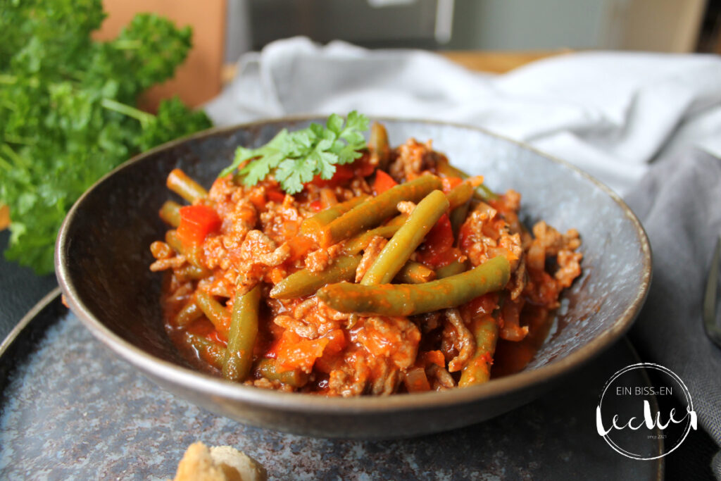 Bohnen-Hack-Pfanne - ein Rezept von einbissenlecker.de