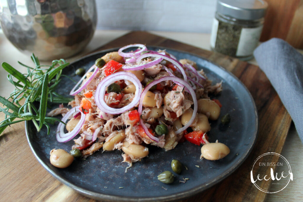 Bohnen-Thunfisch-Salat - ein Rezept von einbissenlecker.de Bohnen-Thunfisch-Salat - ein Rezept von einbissenlecker.de